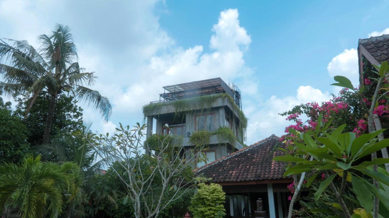 Ohmmstay - Rumah Pendopo Tanjungtirto Экстерьер фото