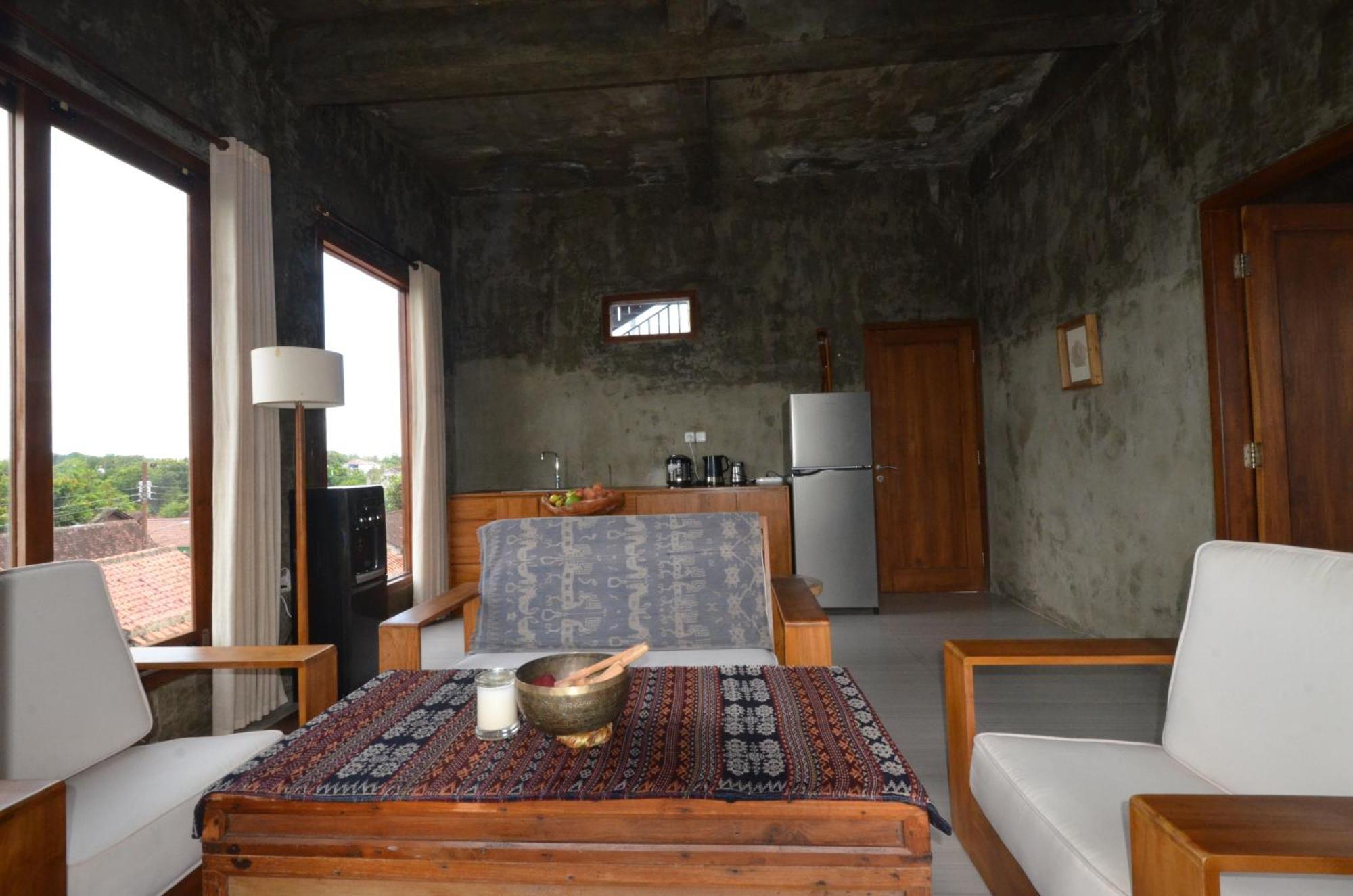 Ohmmstay - Rumah Pendopo Tanjungtirto Экстерьер фото